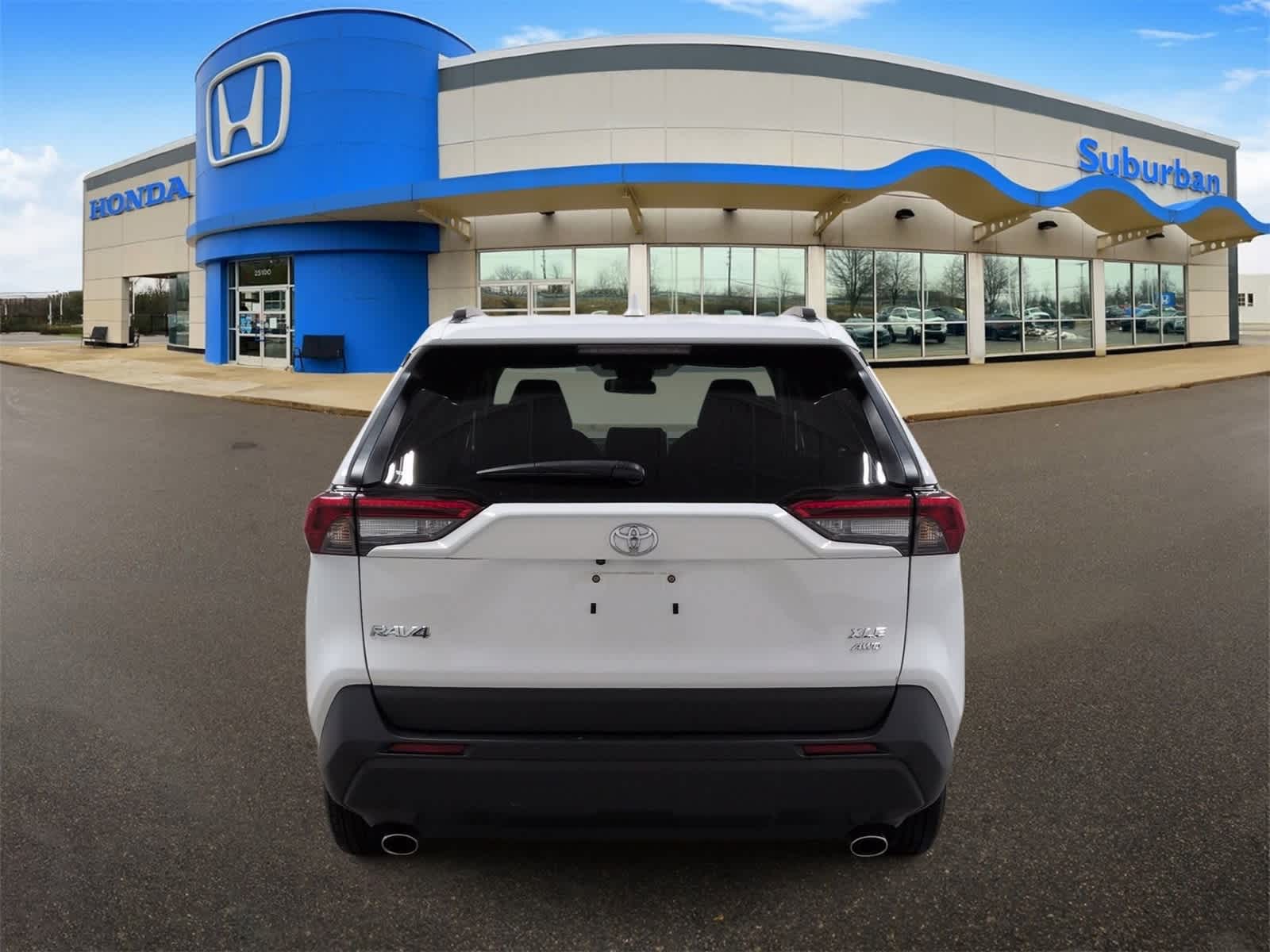 Thumbnail: 2024 Toyota RAV4 - 7