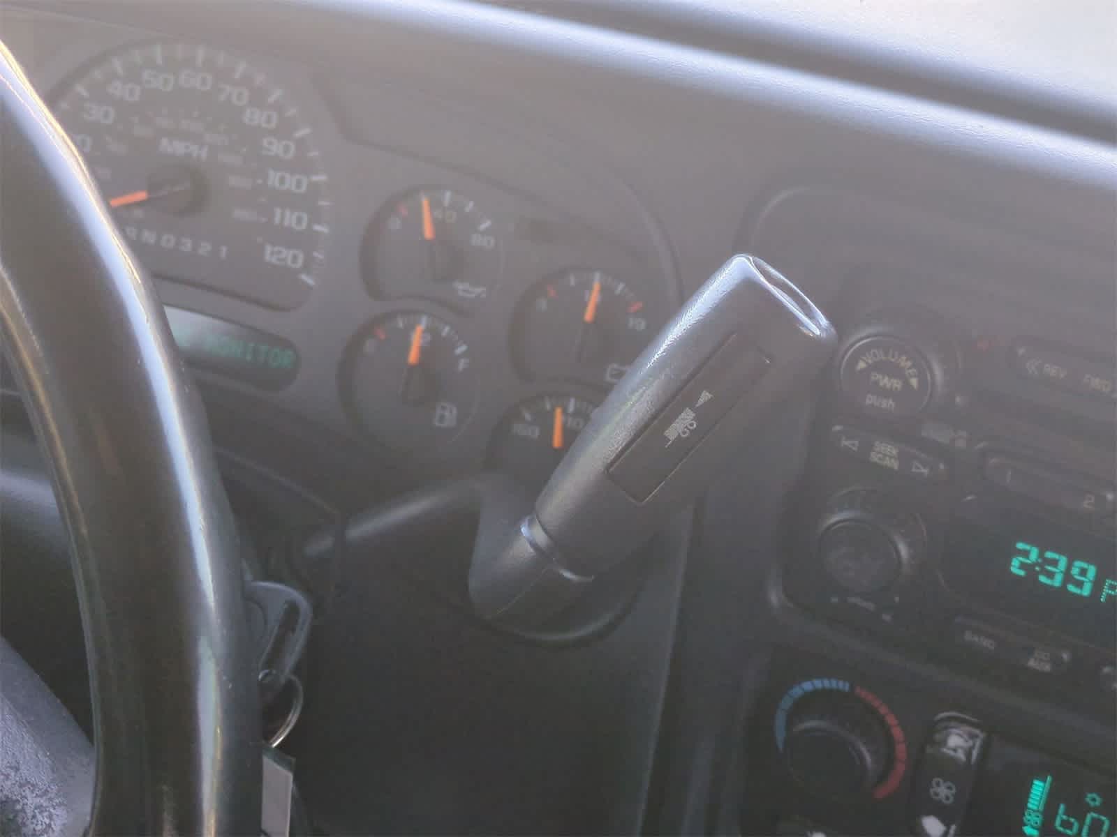 Thumbnail: 2006 Chevrolet Avalanche 1500 - 32
