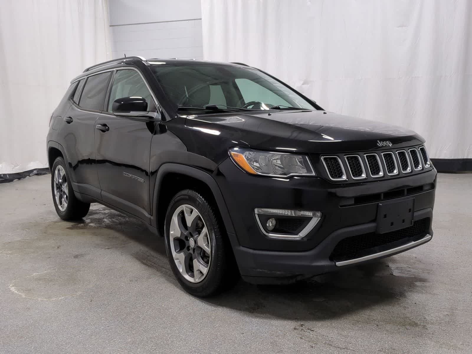 Thumbnail: 2017 Jeep Compass - 16