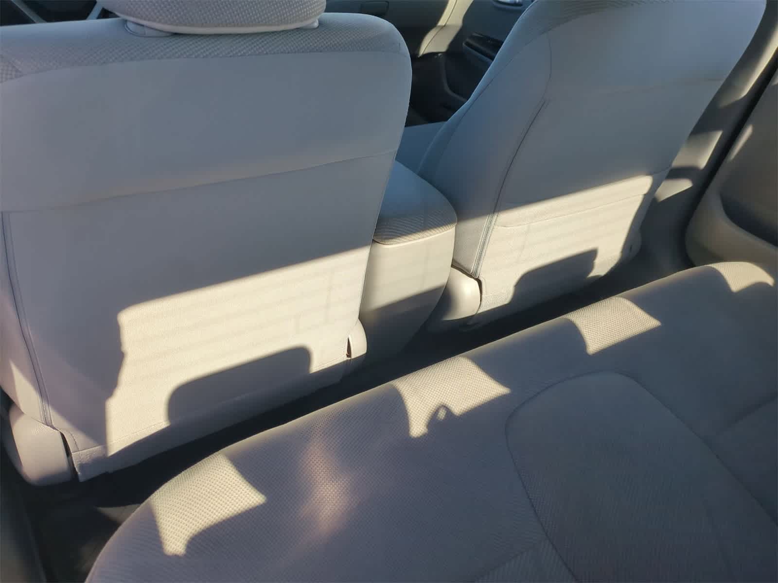 Thumbnail: 2012 Honda Civic - 18