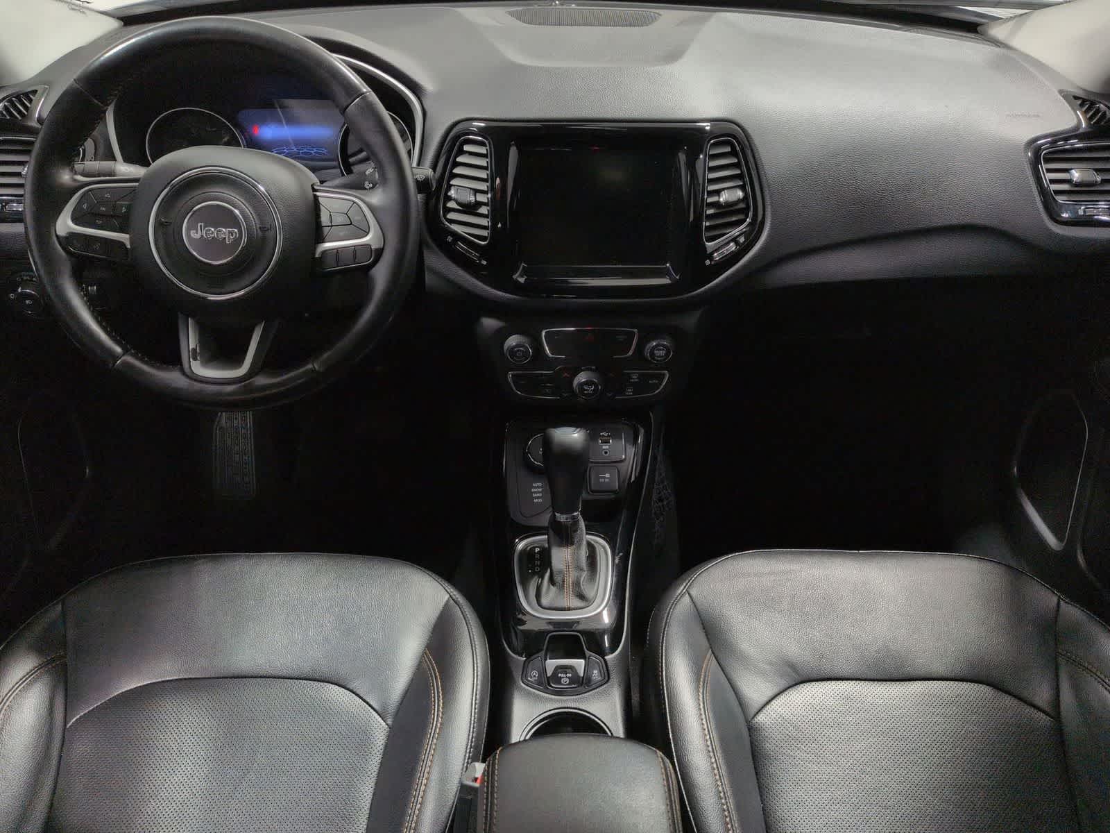 Thumbnail: 2020 Jeep Compass - 16