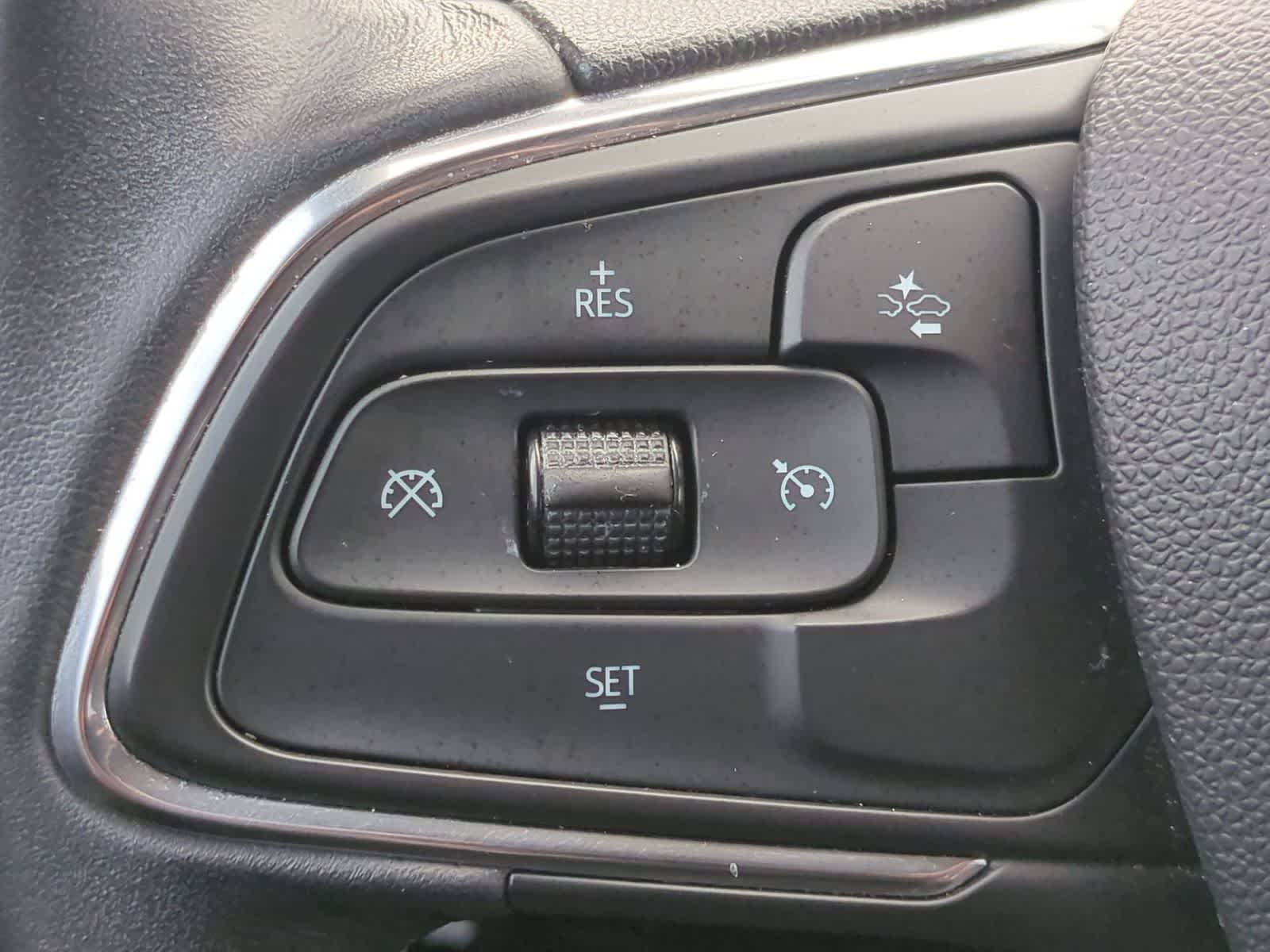 Thumbnail: 2022 Buick Encore GX - 22