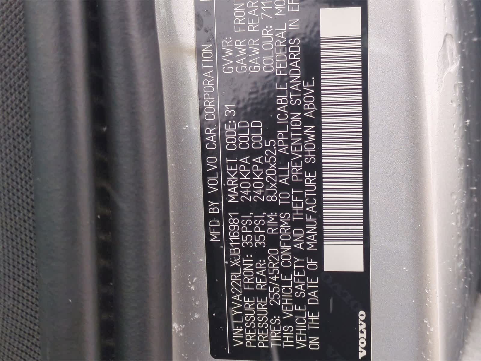 Thumbnail: 2018 Volvo XC60 - 36