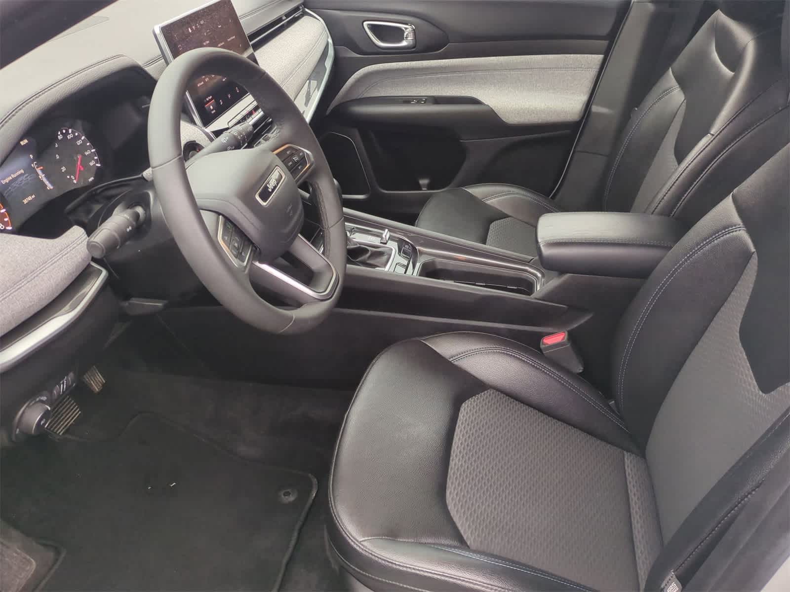 Thumbnail: 2024 Jeep Compass - 17