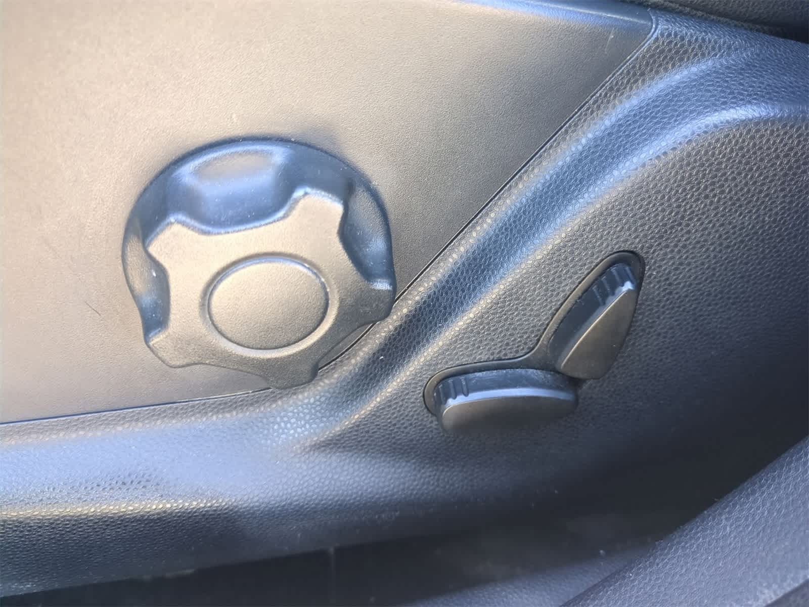 Thumbnail: 2019 Ford EcoSport - 17