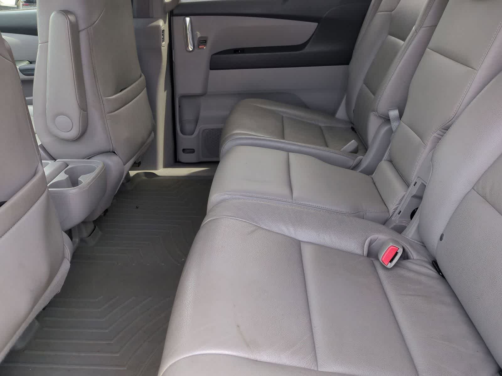 Thumbnail: 2015 Honda Odyssey - 20