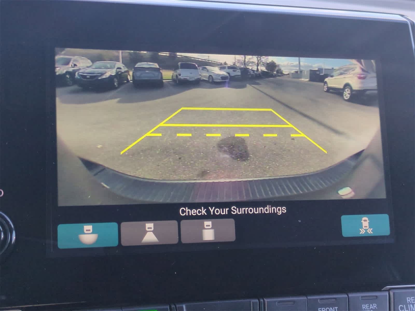 Thumbnail: 2023 Honda Odyssey - 31