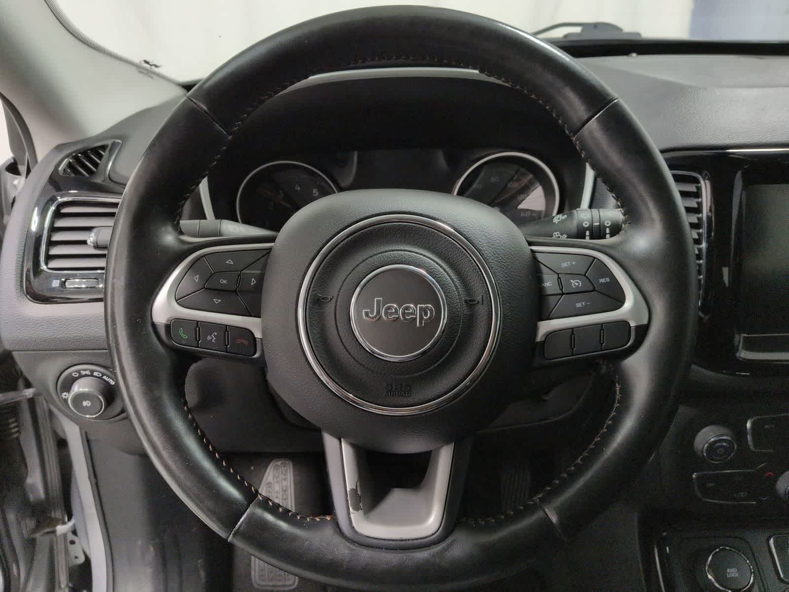 Thumbnail: 2020 Jeep Compass - 23