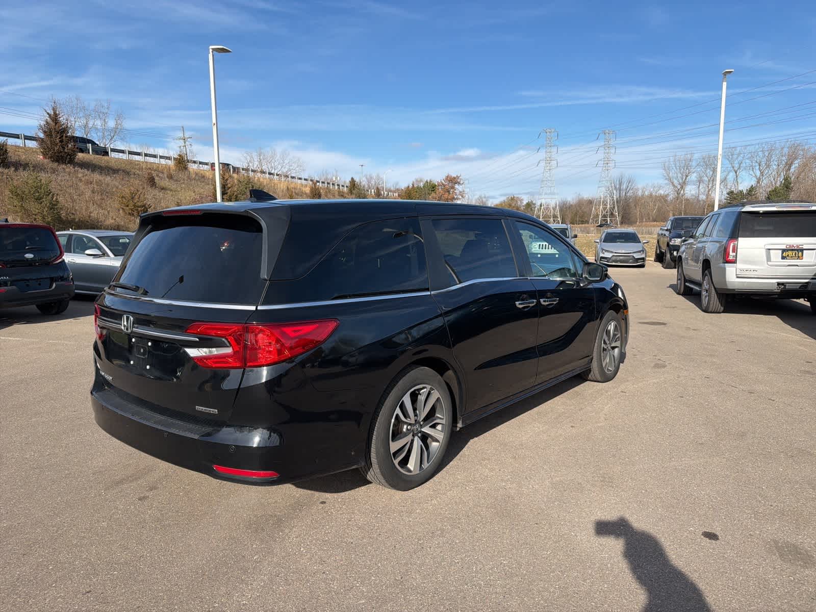 Thumbnail: 2023 Honda Odyssey - 17