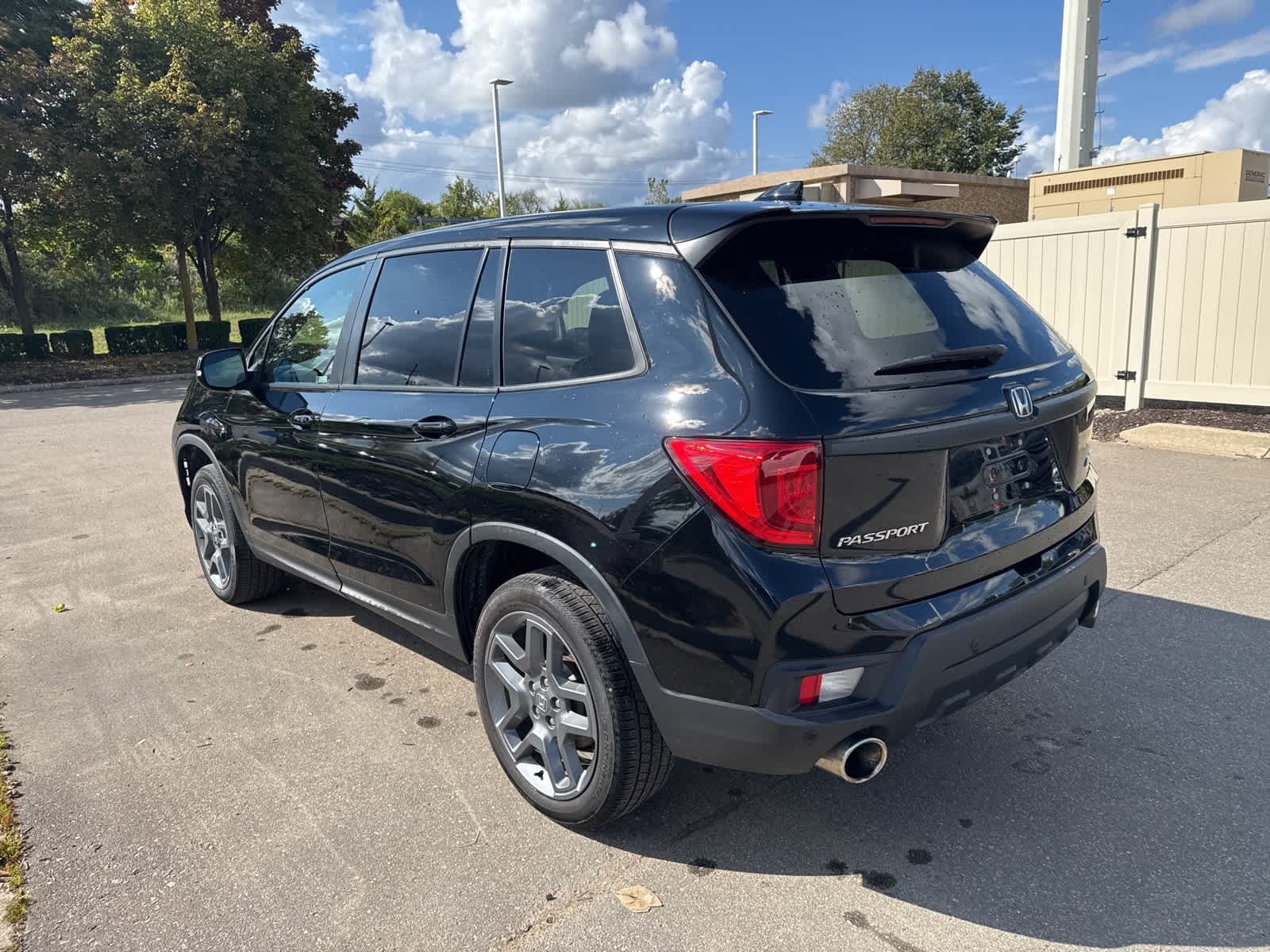 Thumbnail: 2023 Honda Passport - 5