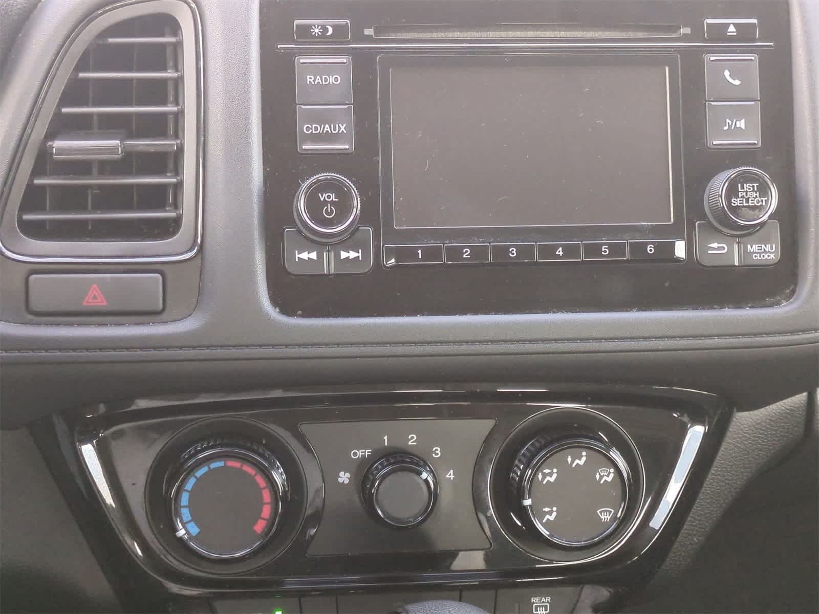 Thumbnail: 2016 Honda HR-V - 26