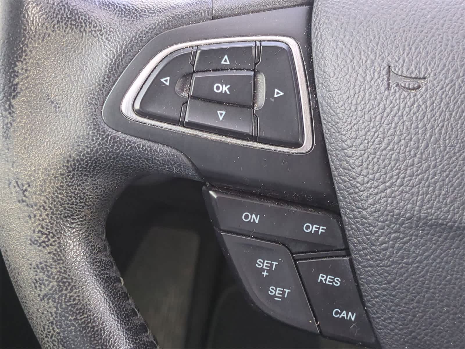 Thumbnail: 2017 Ford Escape - 23