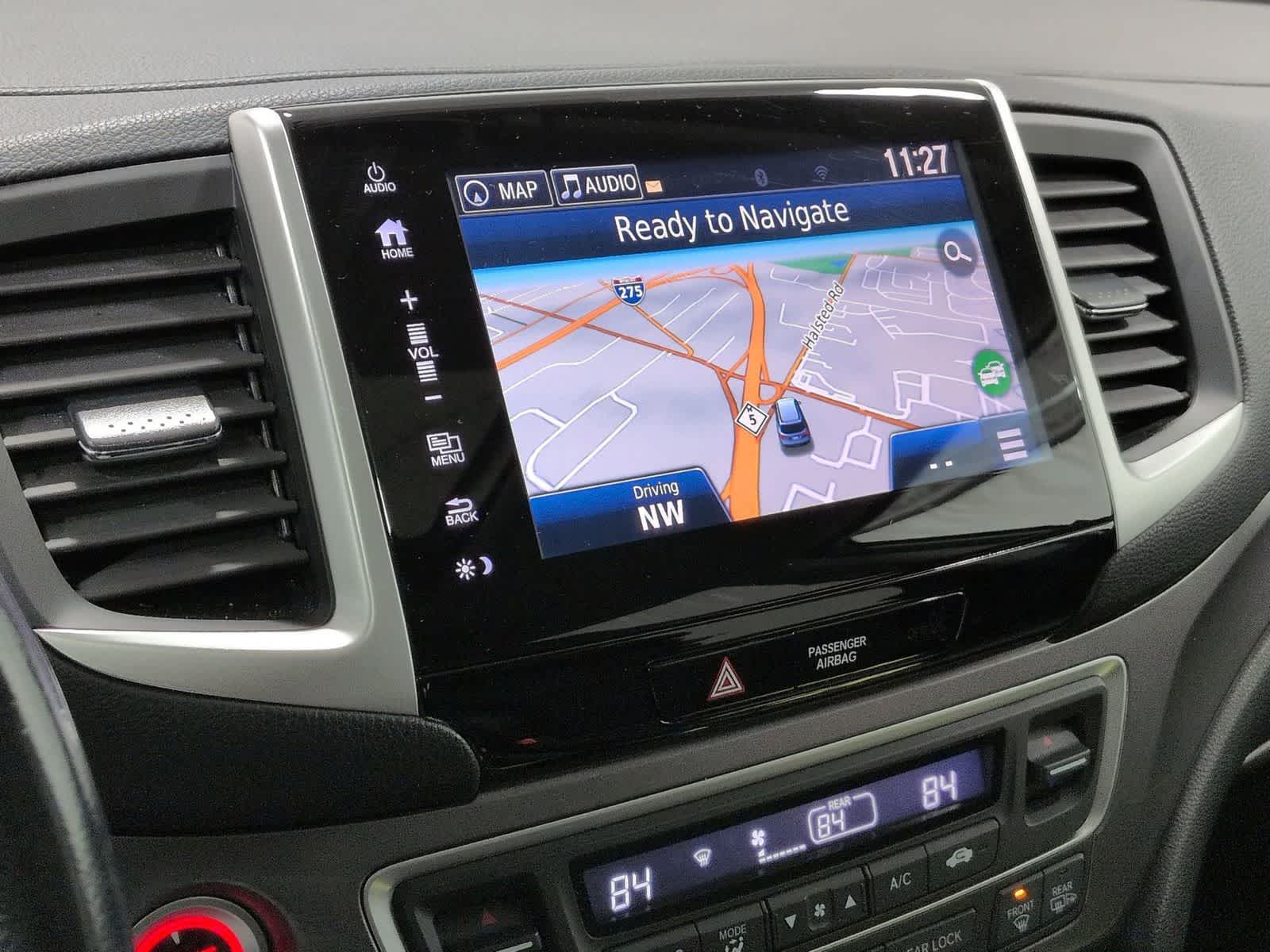 Thumbnail: 2017 Honda Pilot - 31