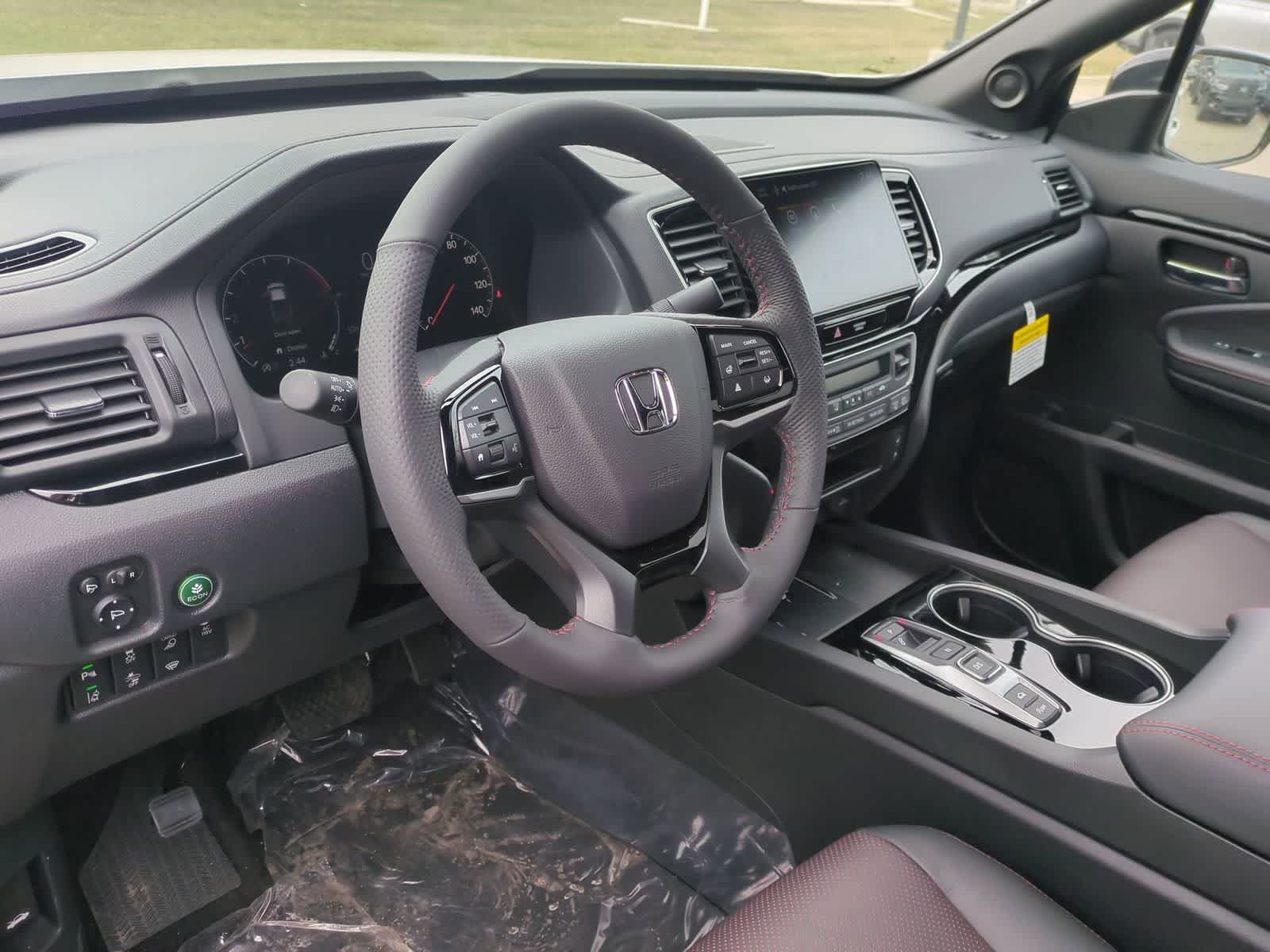 Thumbnail: 2026 Honda Ridgeline - 10