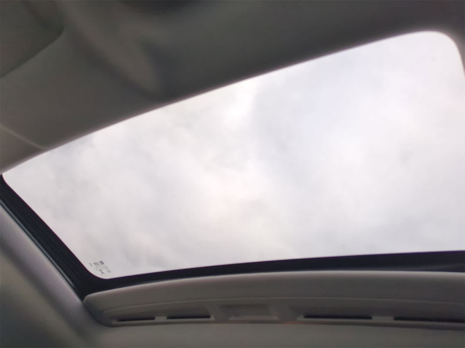 Thumbnail: 2018 Chevrolet Trax - 20