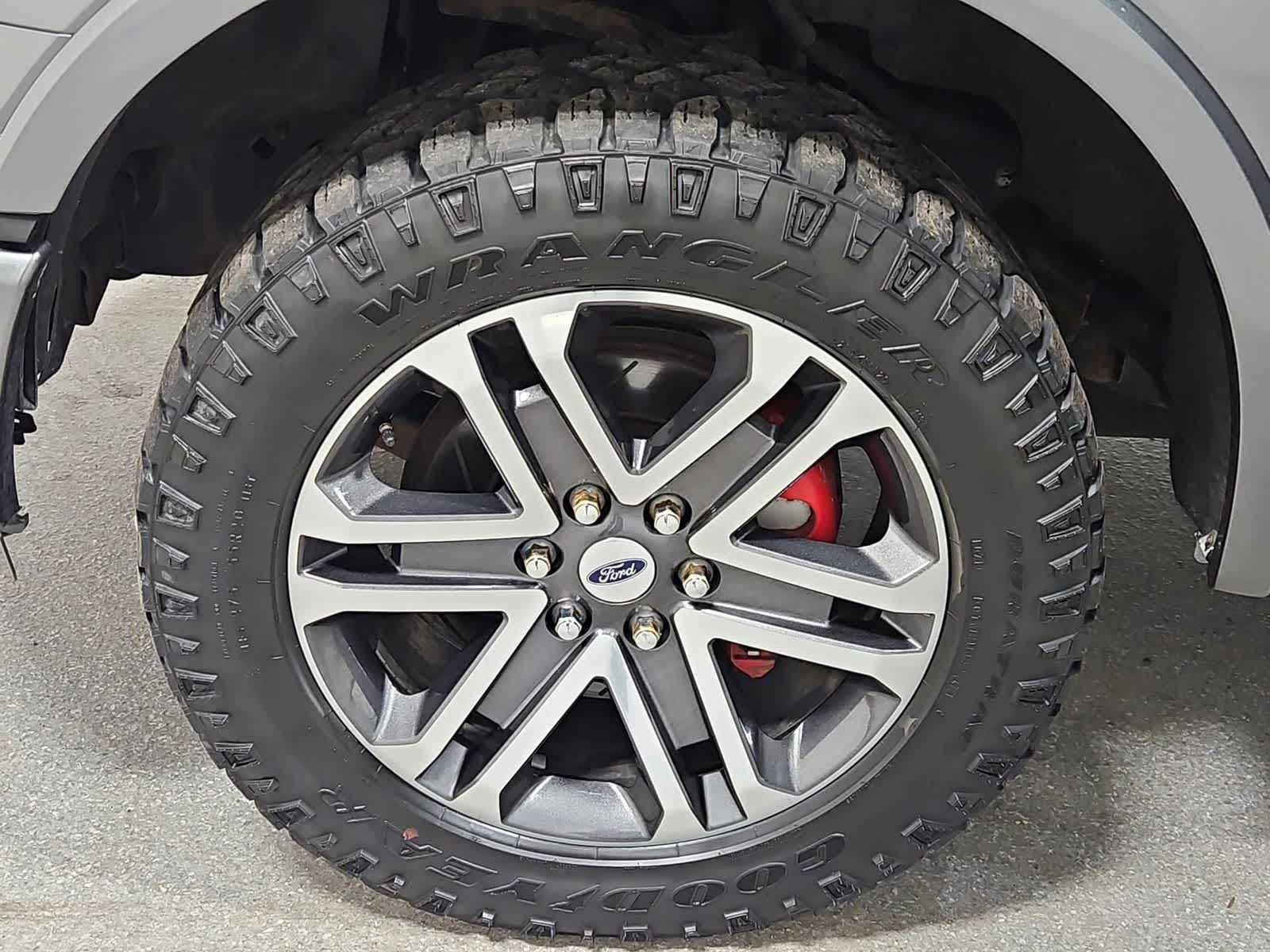 Thumbnail: 2015 Ford F-150 - 14