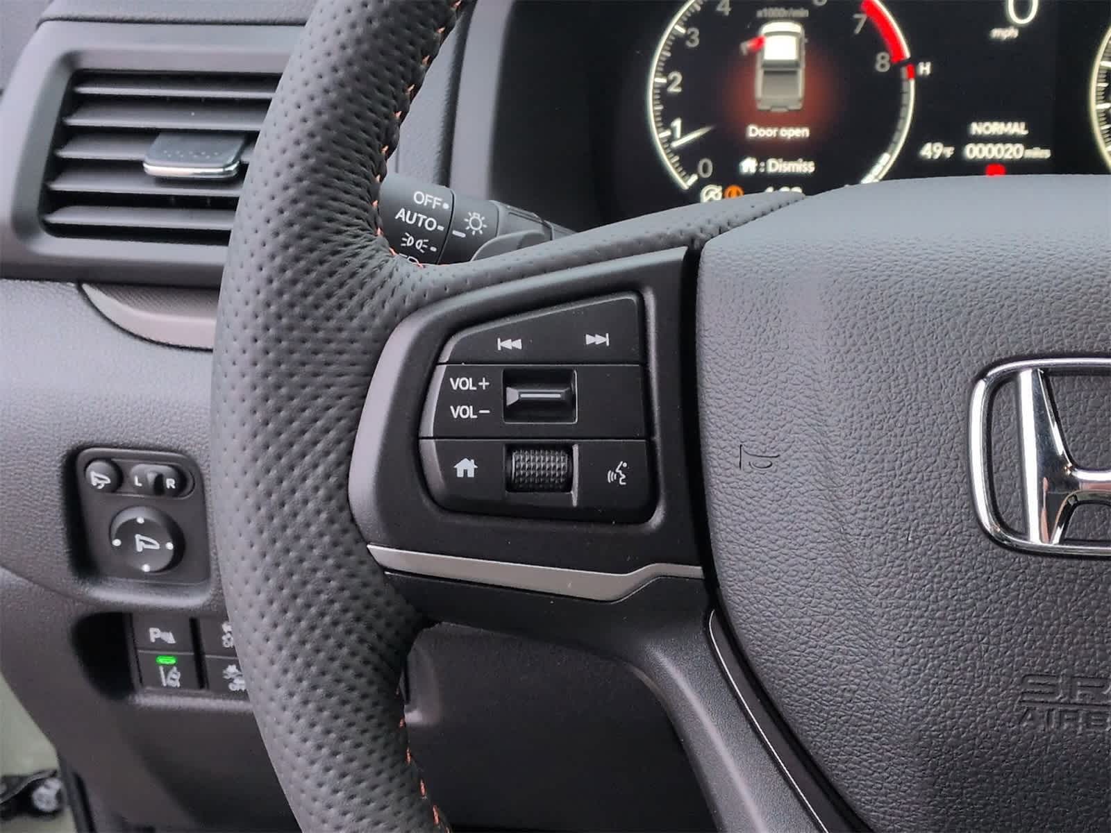 Thumbnail: 2026 Honda Ridgeline - 26