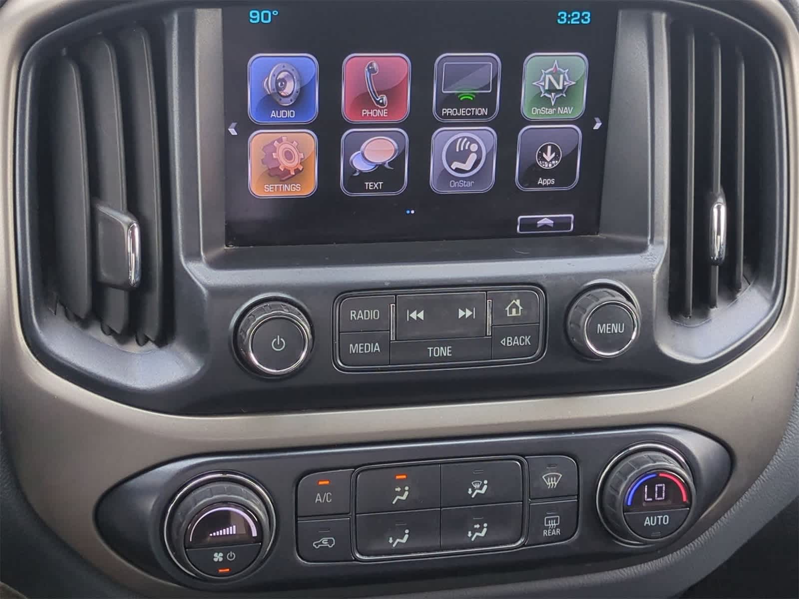 Thumbnail: 2017 Chevrolet Colorado - 27