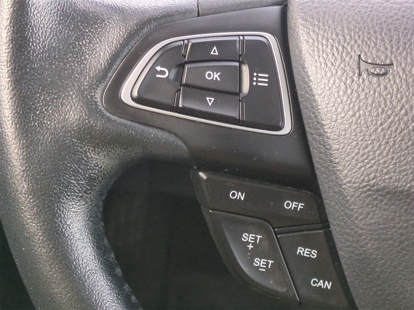 Thumbnail: 2020 Ford EcoSport - 25