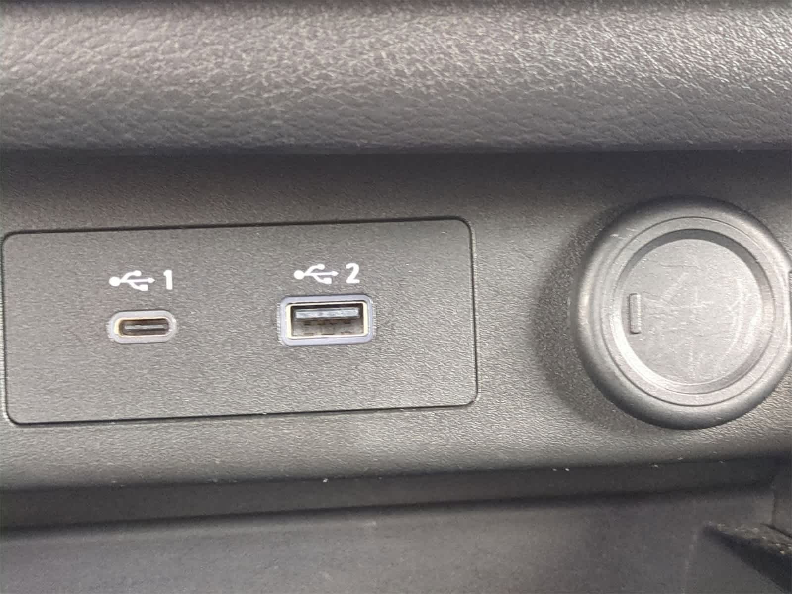2023 Nissan Rogue SV 29