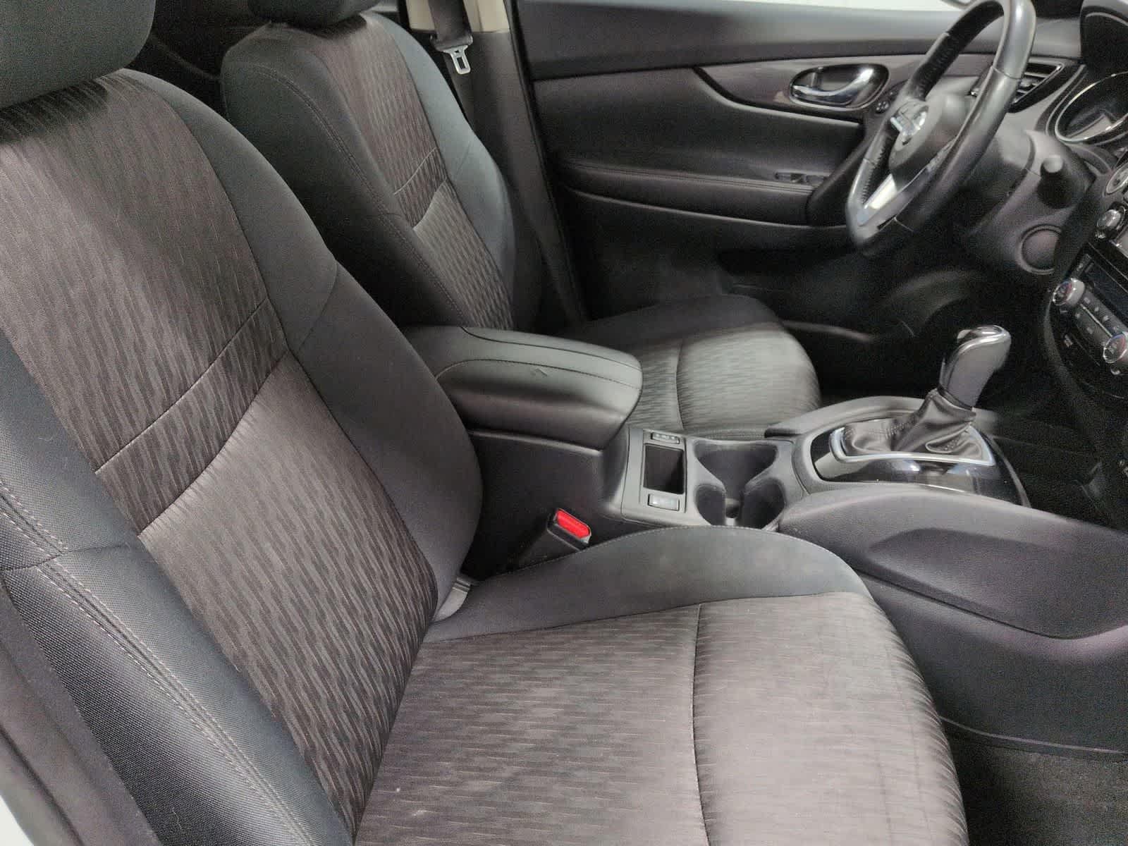 Thumbnail: 2018 Nissan Rogue - 22