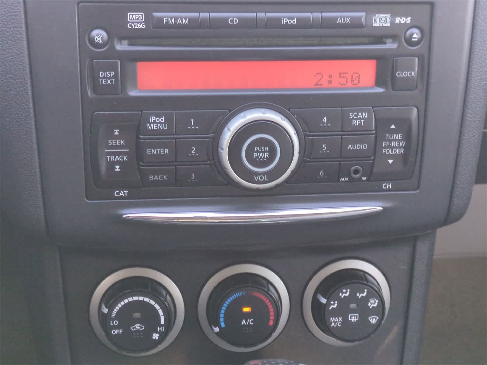 Thumbnail: 2014 Nissan Rogue - 25