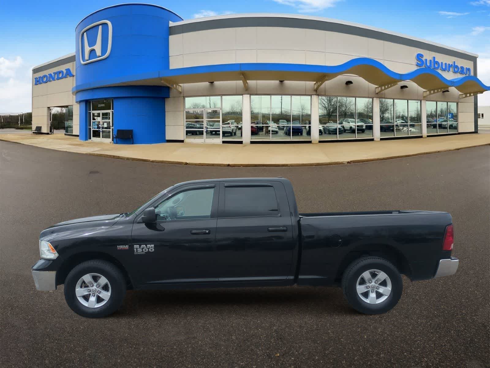 Thumbnail: 2021 RAM 1500 Classic - 5