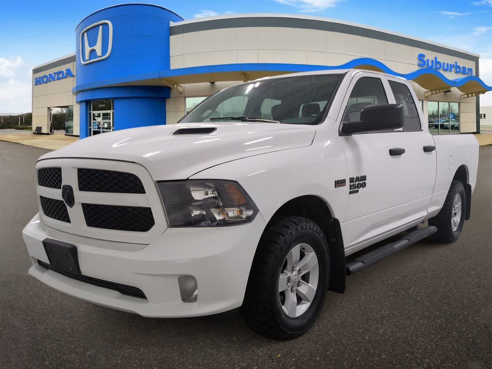 Thumbnail: 2019 RAM 1500 Classic - 4