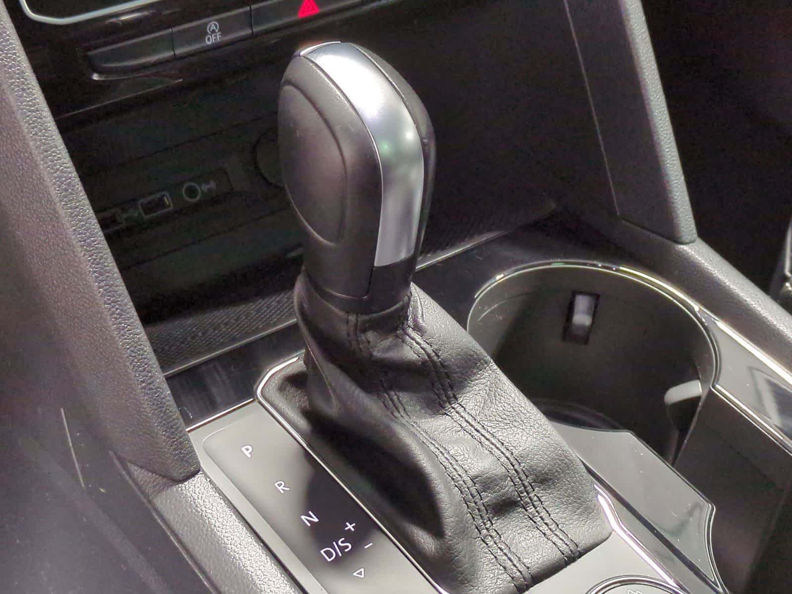 Thumbnail: 2020 Volkswagen Atlas - 32