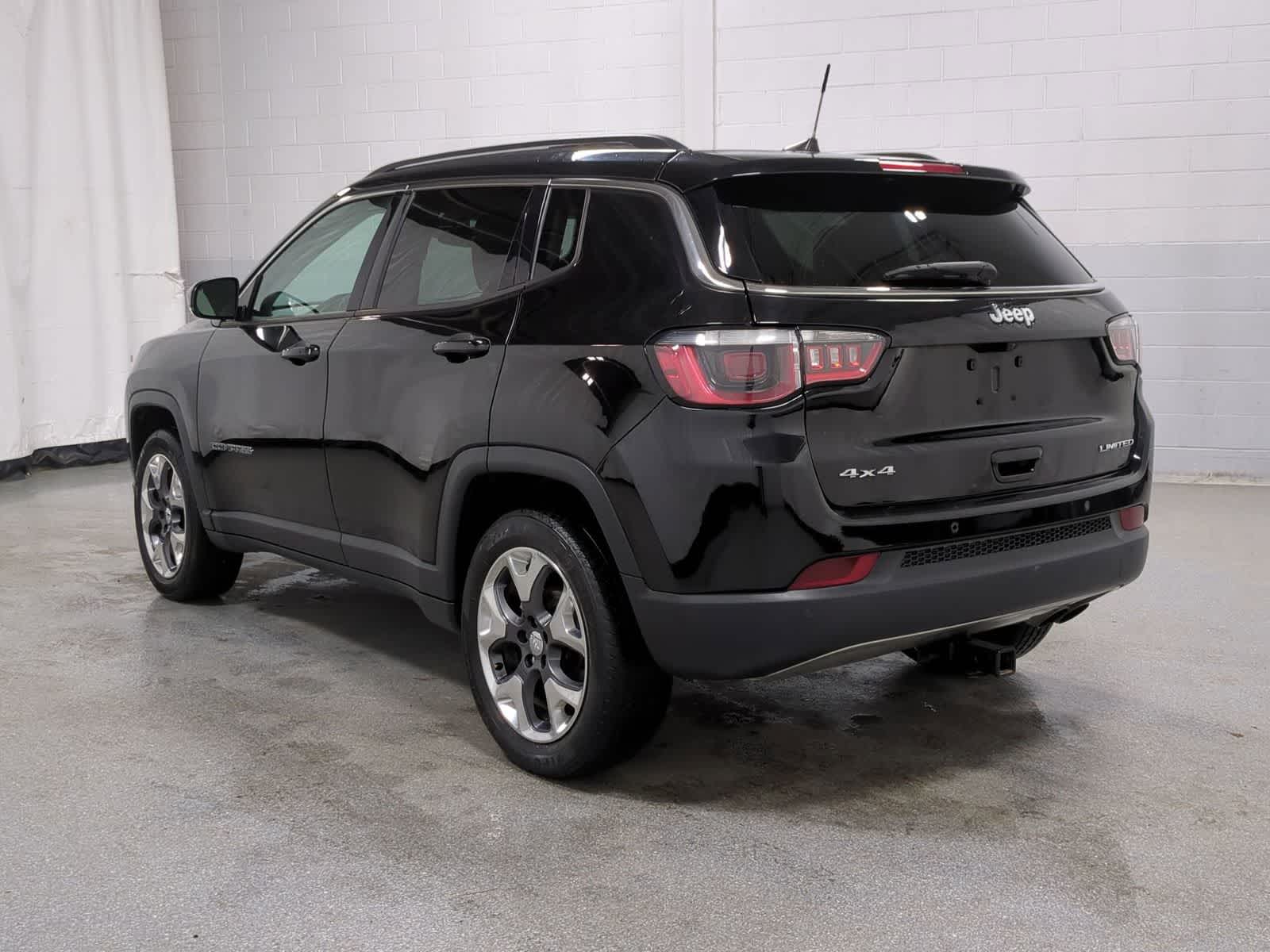 Thumbnail: 2017 Jeep Compass - 12