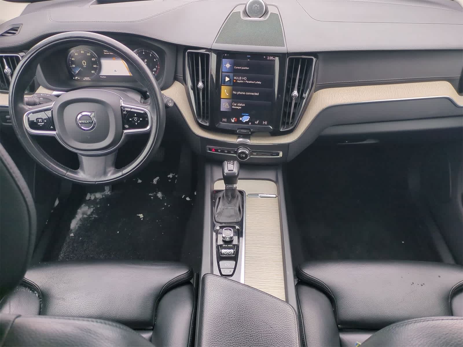 Thumbnail: 2018 Volvo XC60 - 16