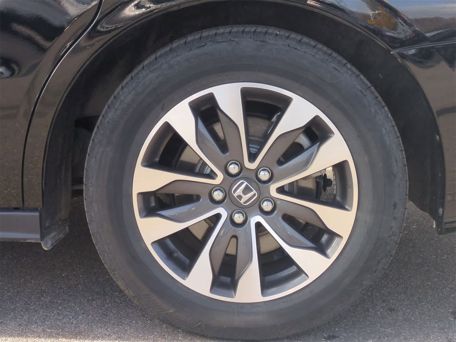 Thumbnail: 2023 Honda Odyssey - 15