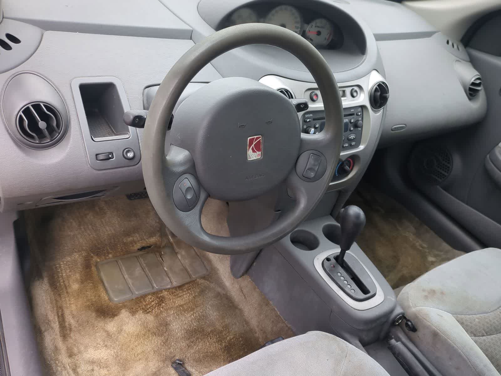 Thumbnail: 2004 Saturn Ion - 10