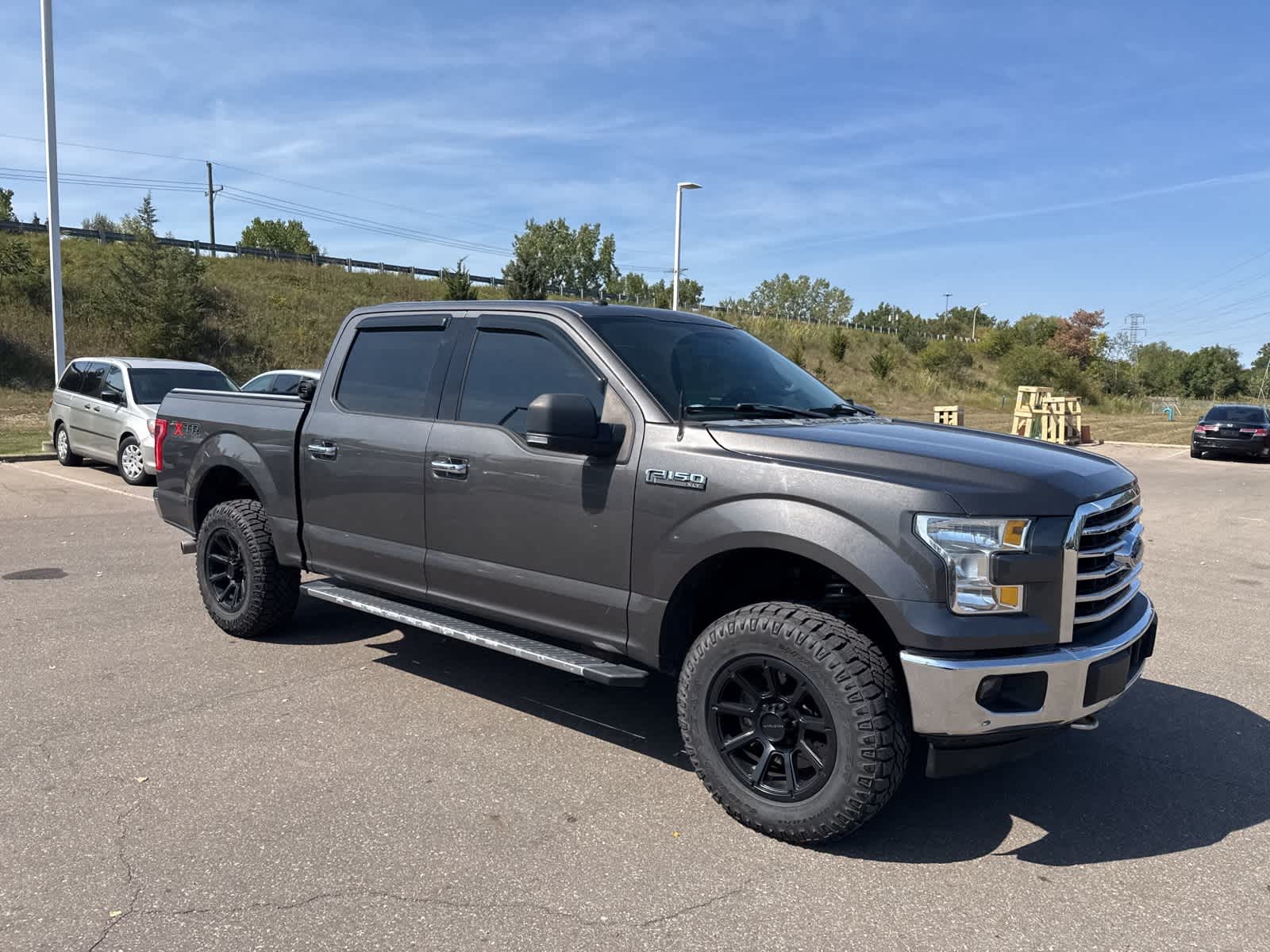 Thumbnail: 2017 Ford F-150 - 13