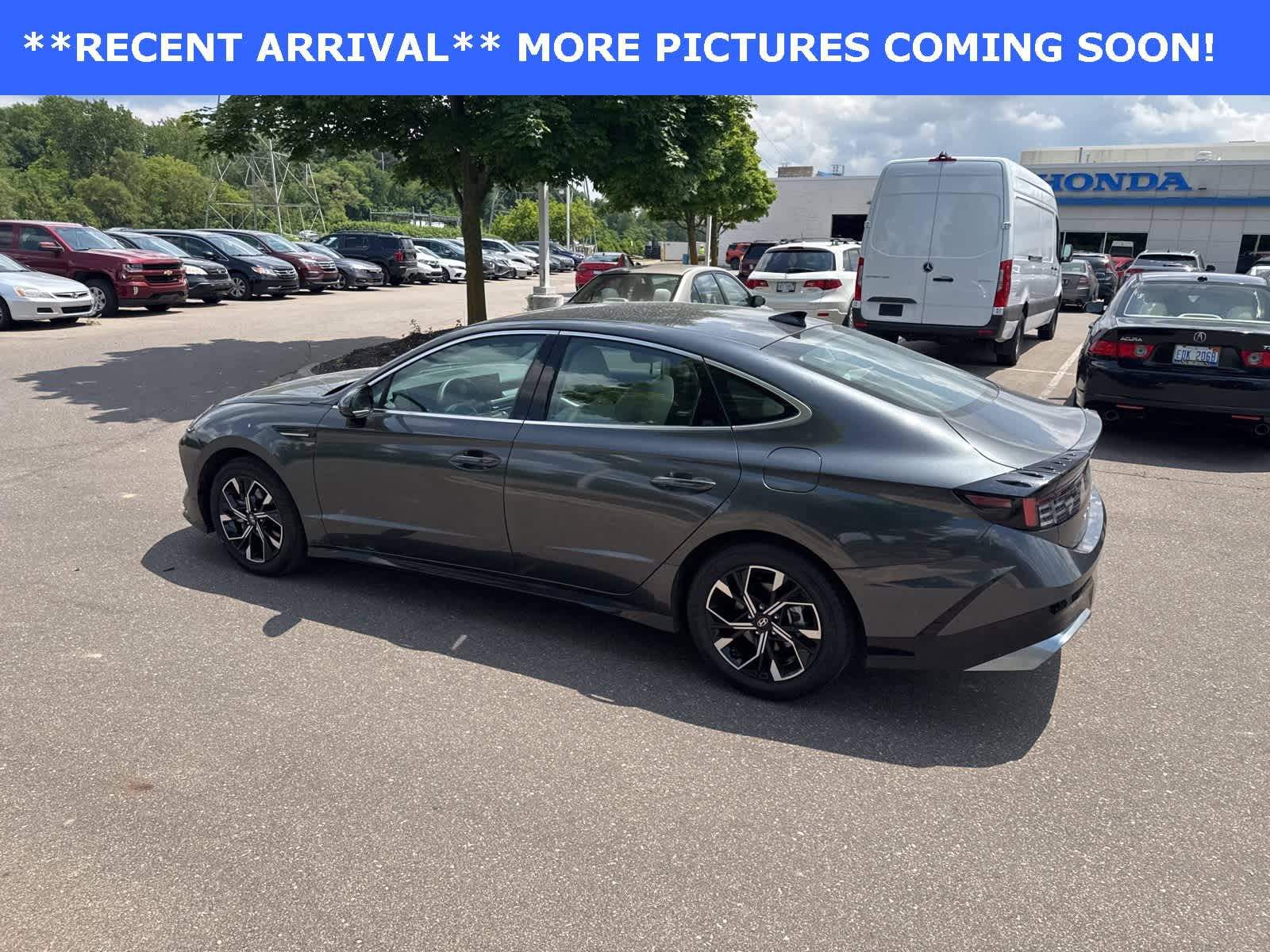 2025 Hyundai Sonata SEL 23