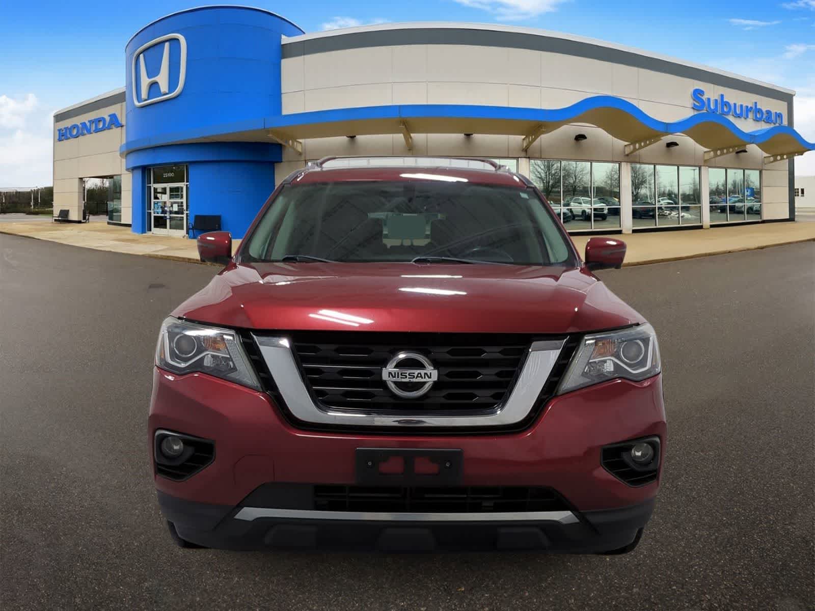 Thumbnail: 2017 Nissan Pathfinder - 3