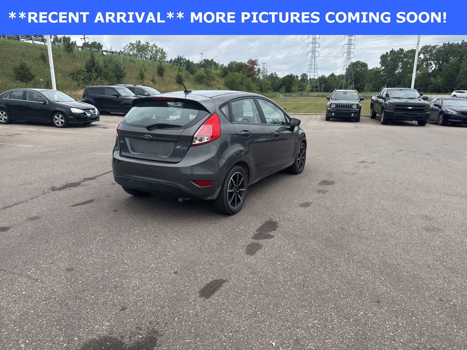Thumbnail: 2016 Ford Fiesta - 13