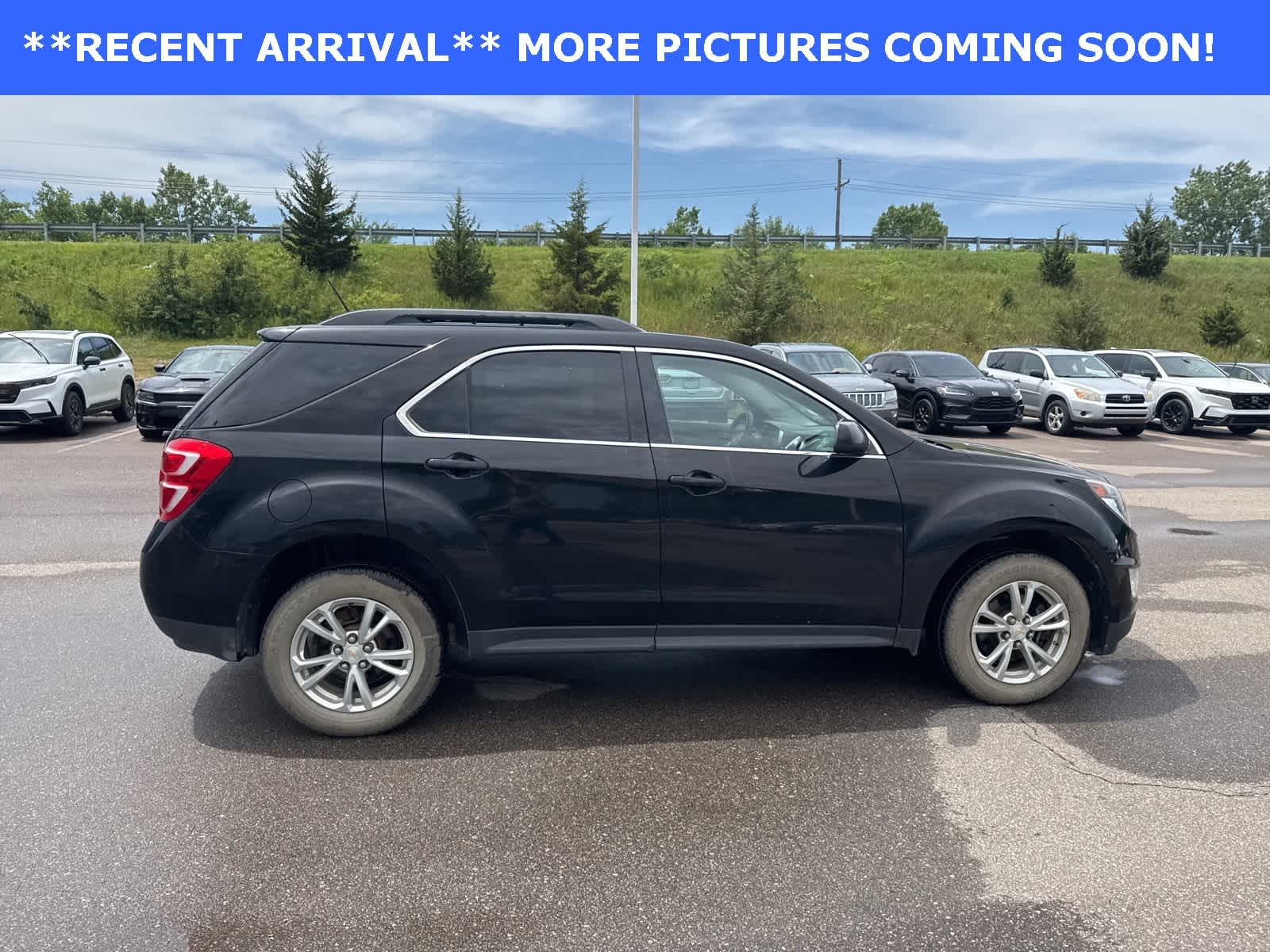 Thumbnail: 2016 Chevrolet Equinox - 9