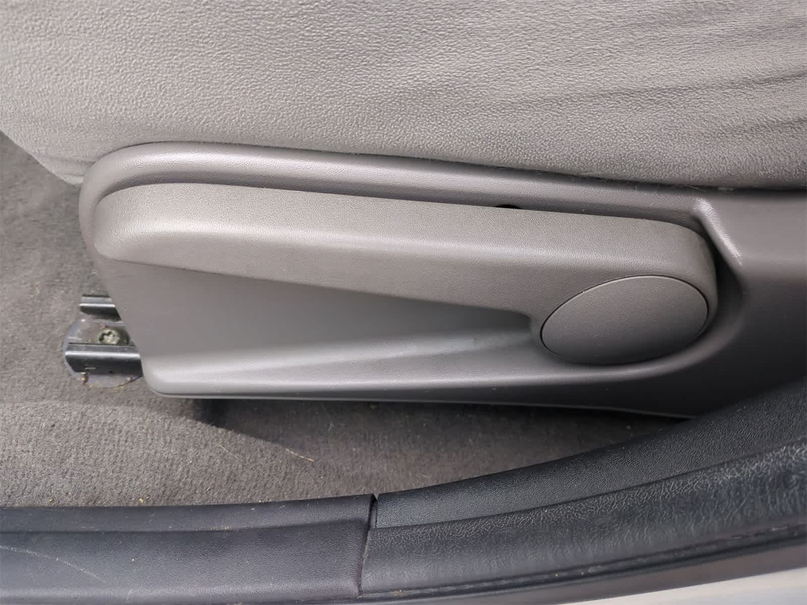 Thumbnail: 2011 Nissan Sentra - 17