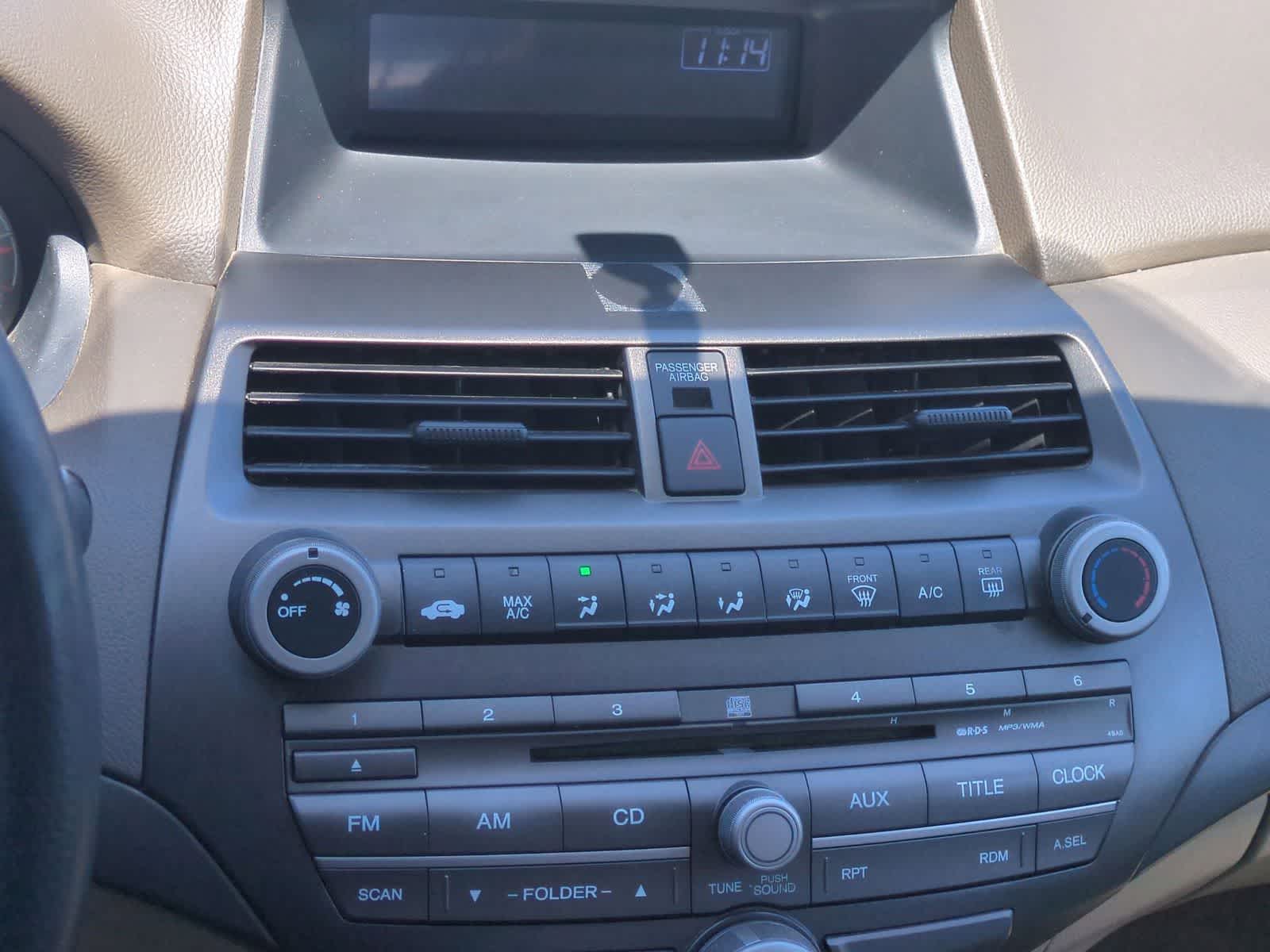 Thumbnail: 2010 Honda Accord - 27