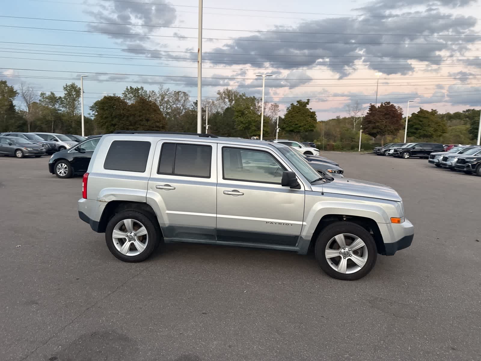 Thumbnail: 2011 Jeep Patriot - 10