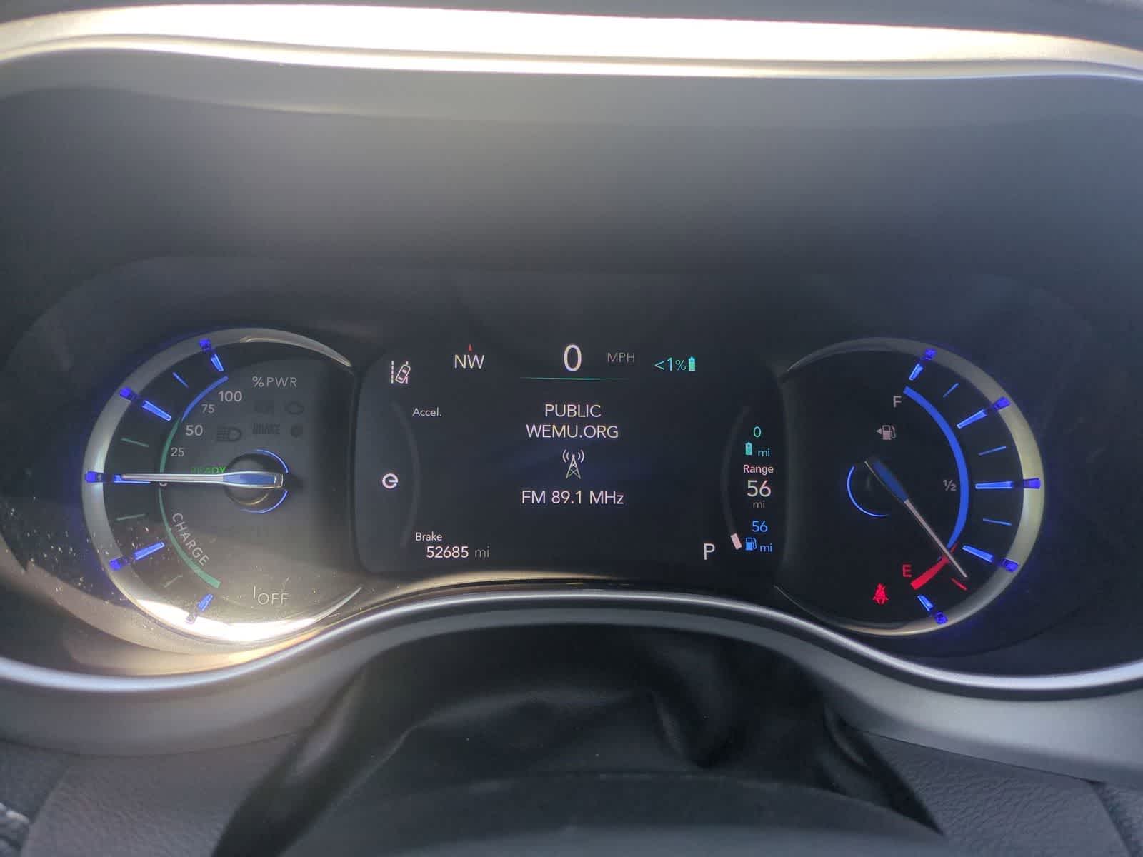 2024 Chrysler Pacifica PHEV Select - Photo 32