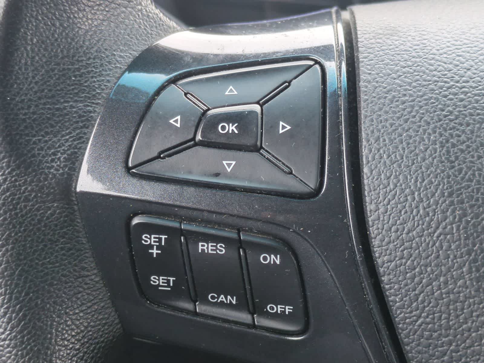 Thumbnail: 2016 Ford Explorer - 23