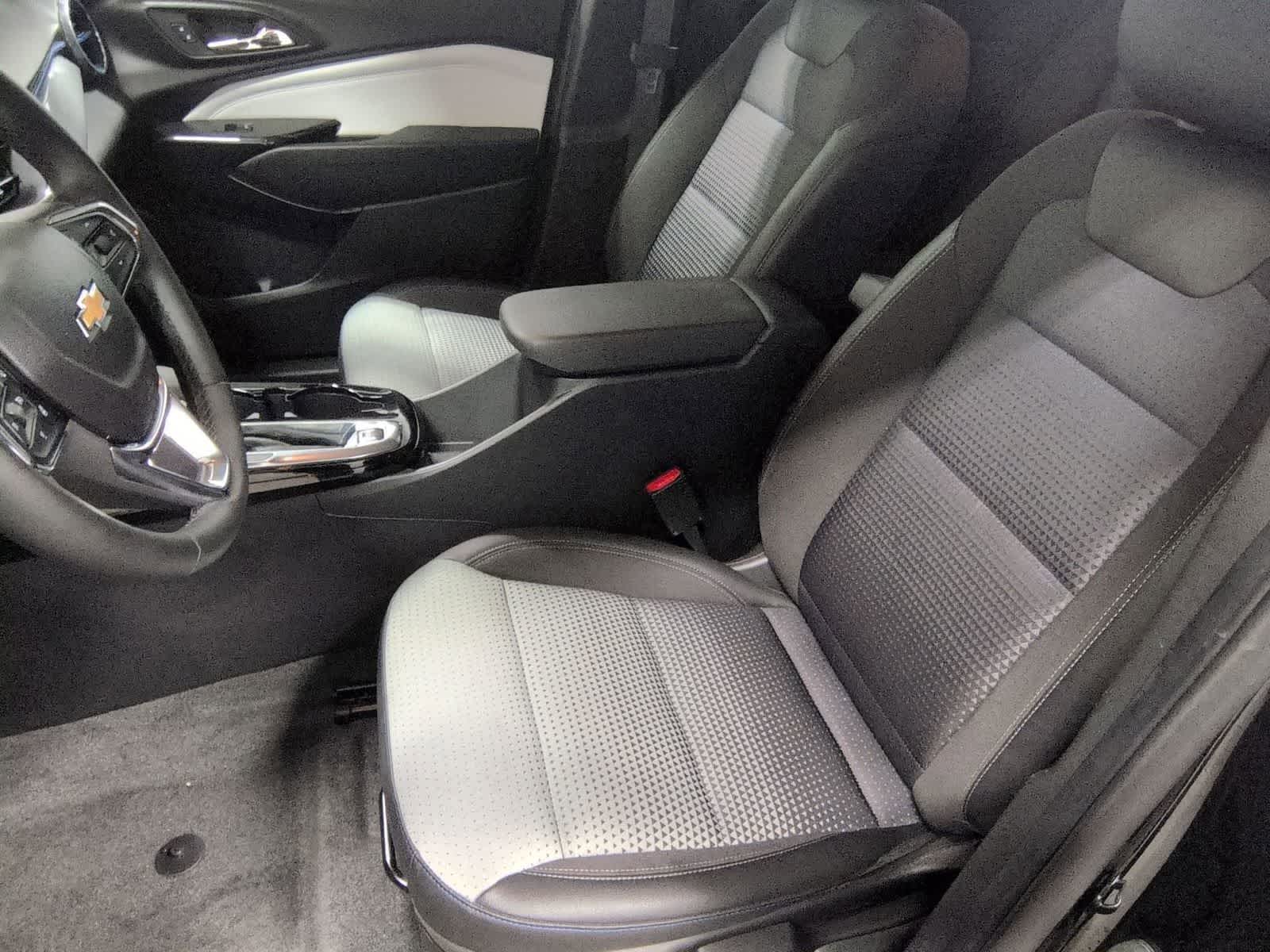 Thumbnail: 2025 Chevrolet Trax - 17