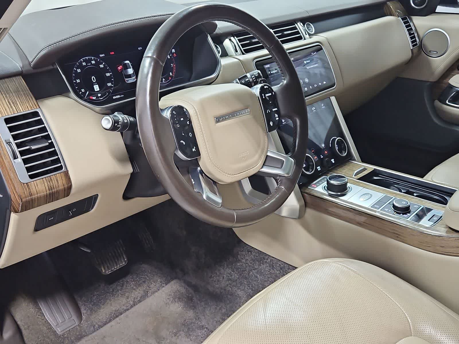 Thumbnail: 2019 Land Rover Range Rover - 10