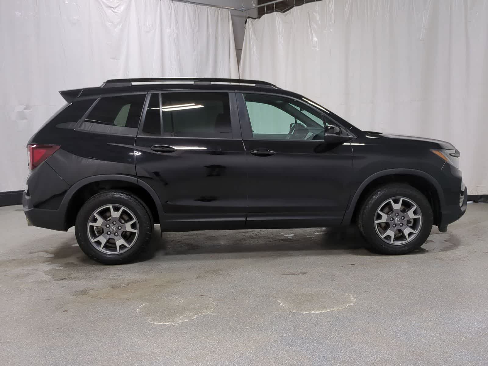 Thumbnail: 2023 Honda Passport - 15