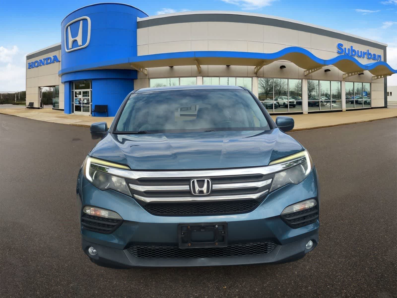 Thumbnail: 2016 Honda Pilot - 3