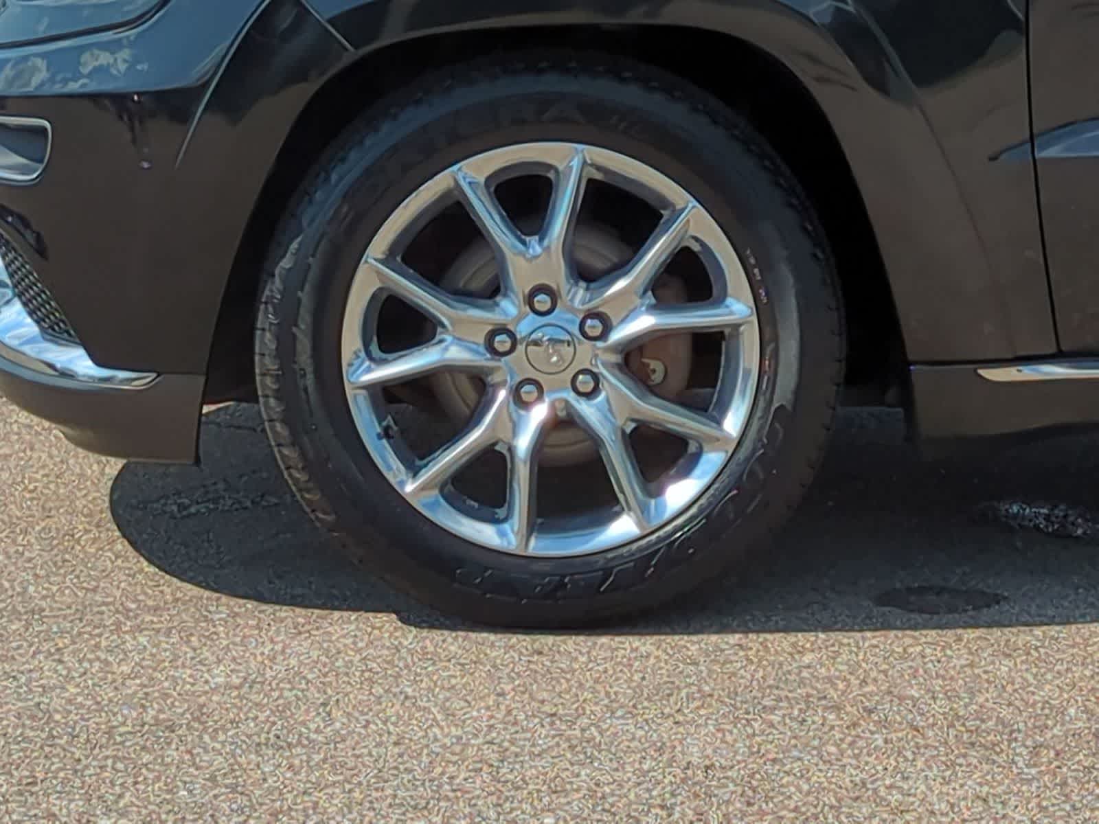 Thumbnail: 2014 Jeep Grand Cherokee - 13