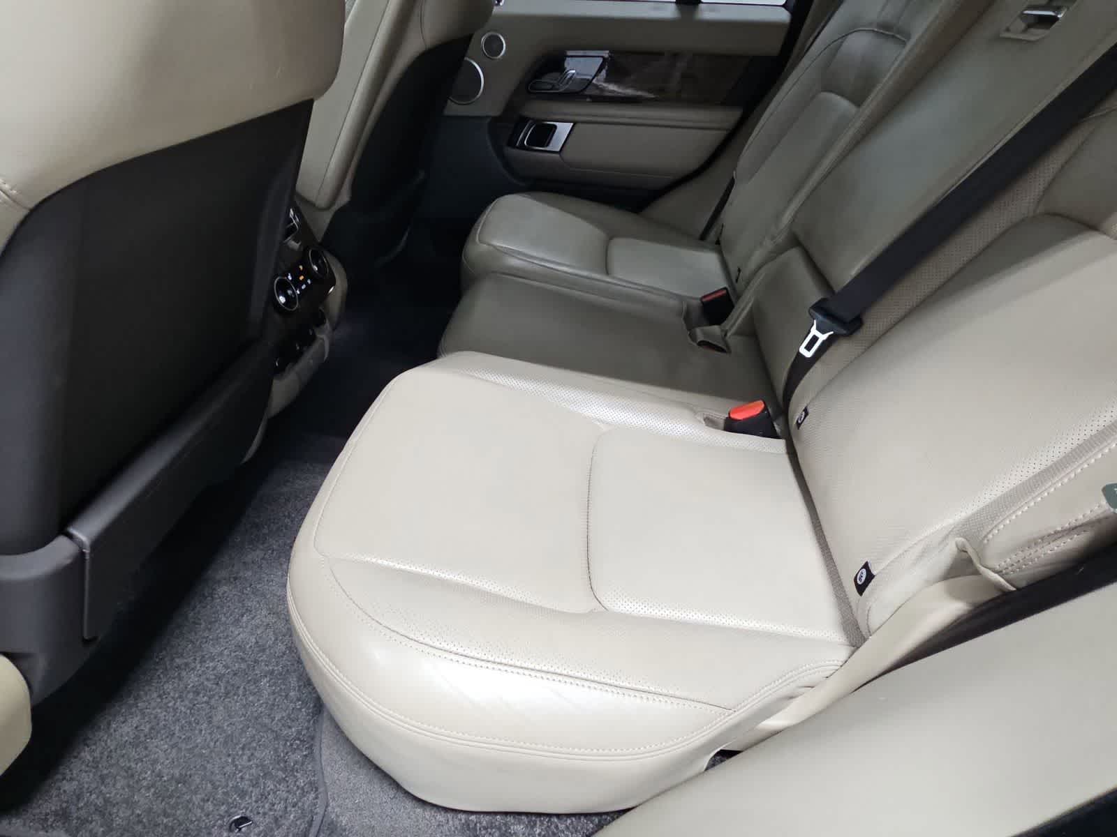 Thumbnail: 2019 Land Rover Range Rover - 19