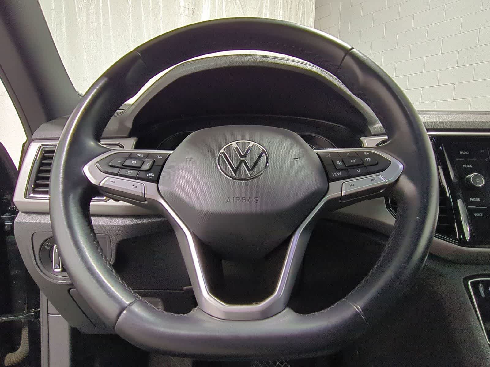 Thumbnail: 2020 Volkswagen Atlas - 24